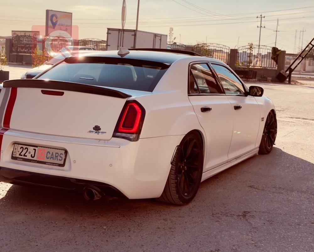 کرایسلەر 300